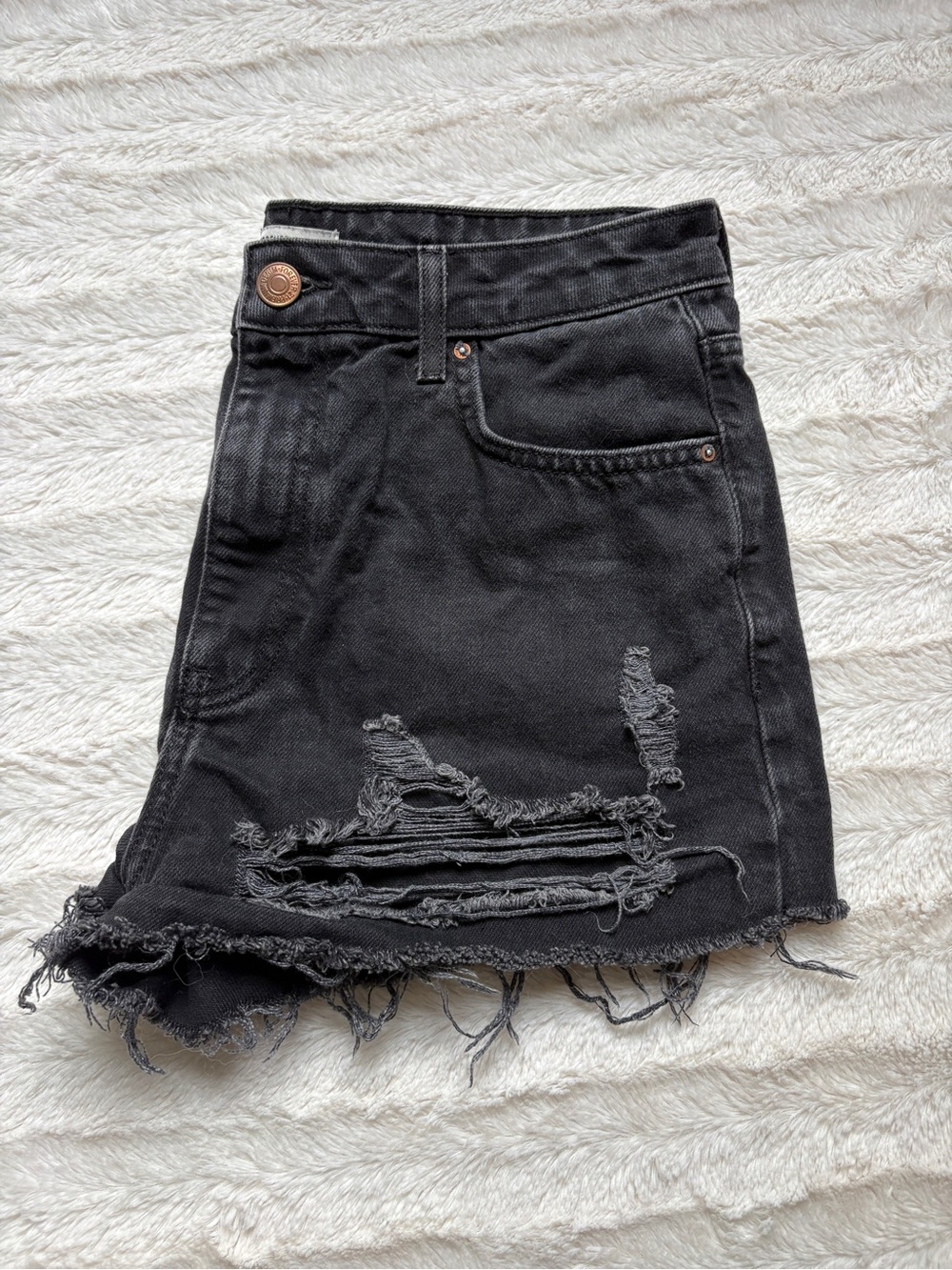 Forever 21 Distressed Black High Rise Jean Shorts Size 28 | Made in Egypt
